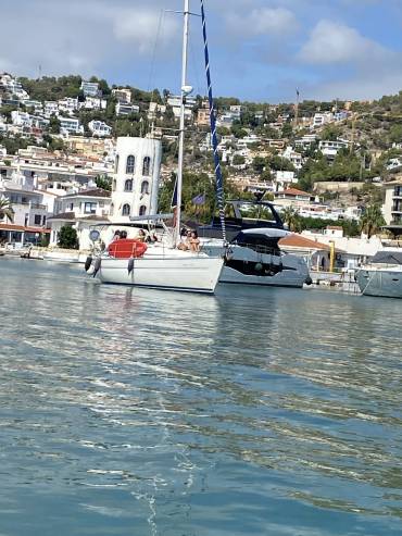 Masonry 3 columns 5 TEAM BUILDING BARCO SITGES